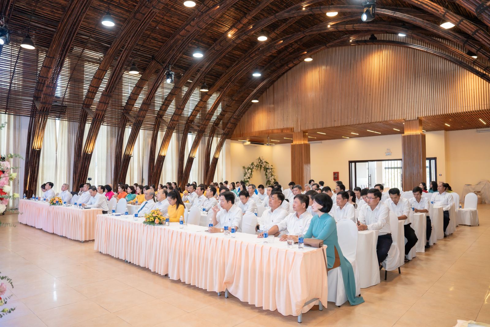 Công đoàn Công ty Điện lực Kon Tum: Sôi nổi các hoạt động chào mừng ngày Phụ nữ Việt Nam 20/10