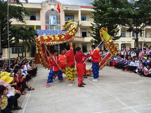 CĐCS trực thuộc Liên đoàn Lao động huyện Đăk Hà tổ chức các hoạt động nhân dịp Tết Trung thu