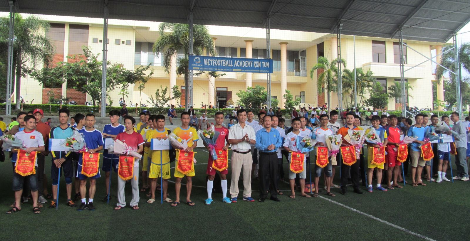 Khai mạc giải bóng đá Mini Nam CNVCLĐ tỉnh Kon Tum lần thứ II năm 2020