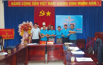 Hội nghị ký kết giao ước thi đua Cụm thi đua số 1, khối LĐLĐ huyện thành phố