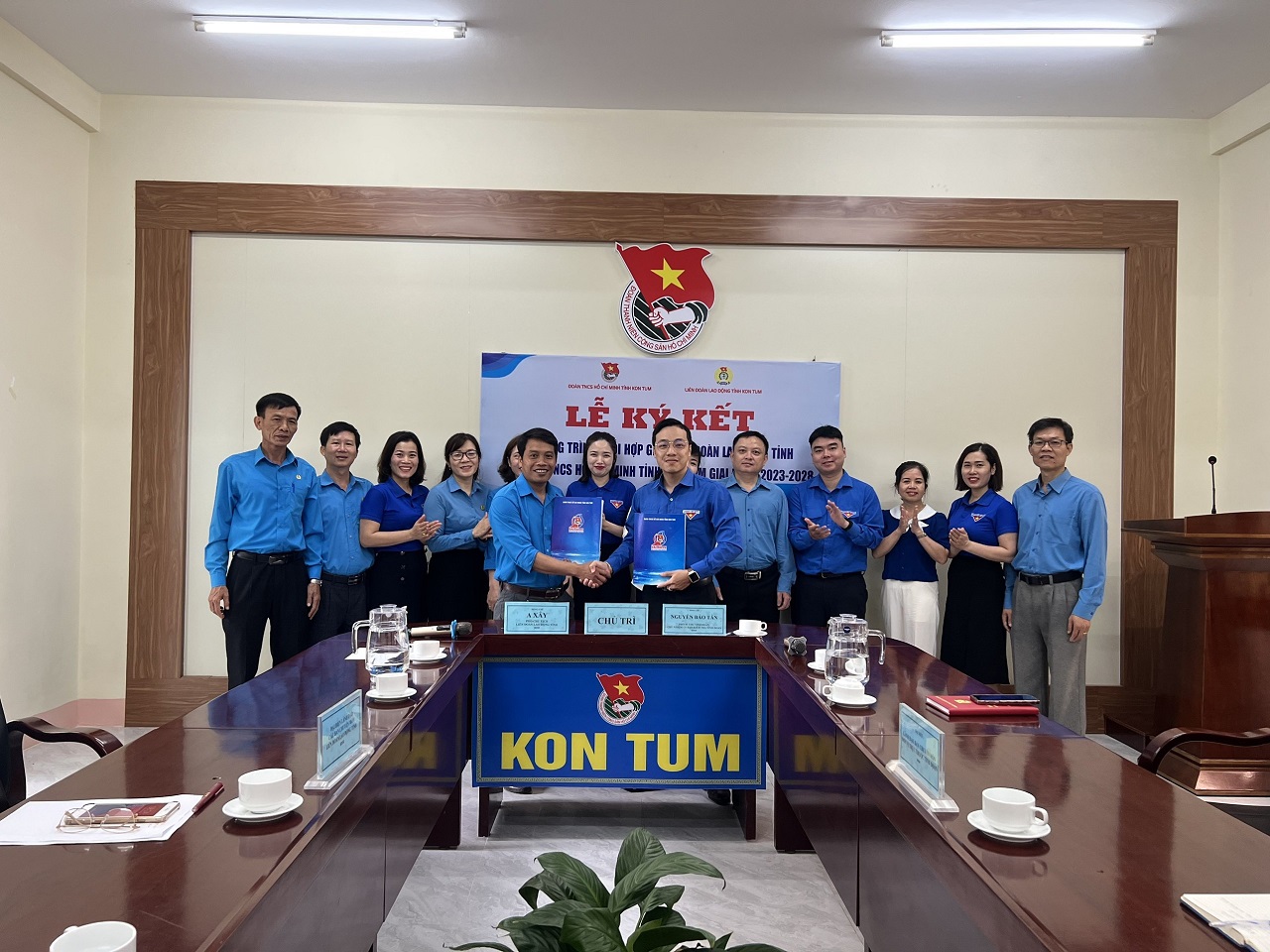 Lễ ký kết Chương trình phối hợp giữa Liên đoàn Lao động tỉnh và Đoàn TNCS Hồ Chí Minh tỉnh Kon Tum giai đoạn 2023 - 2028