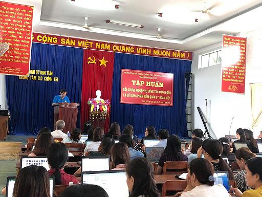 Liên đoàn lao động Thành phố Kon Tum tổ chức hội nghị tập huấn, bồi dưỡng nghiệp vụ công tác công đoàn năm 2019