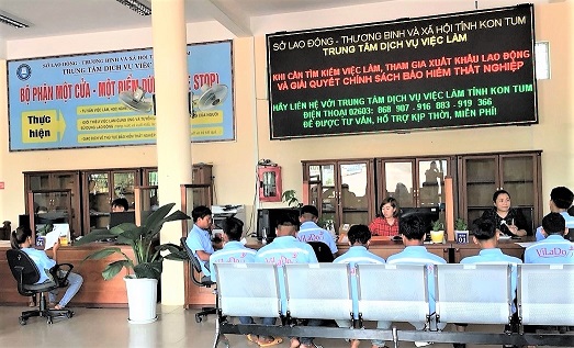 Chính sách Bảo hiểm thất nghiệp hỗ trợ, tháo gỡ khó khăn cho người lao động trên địa bàn tỉnh Kon Tum