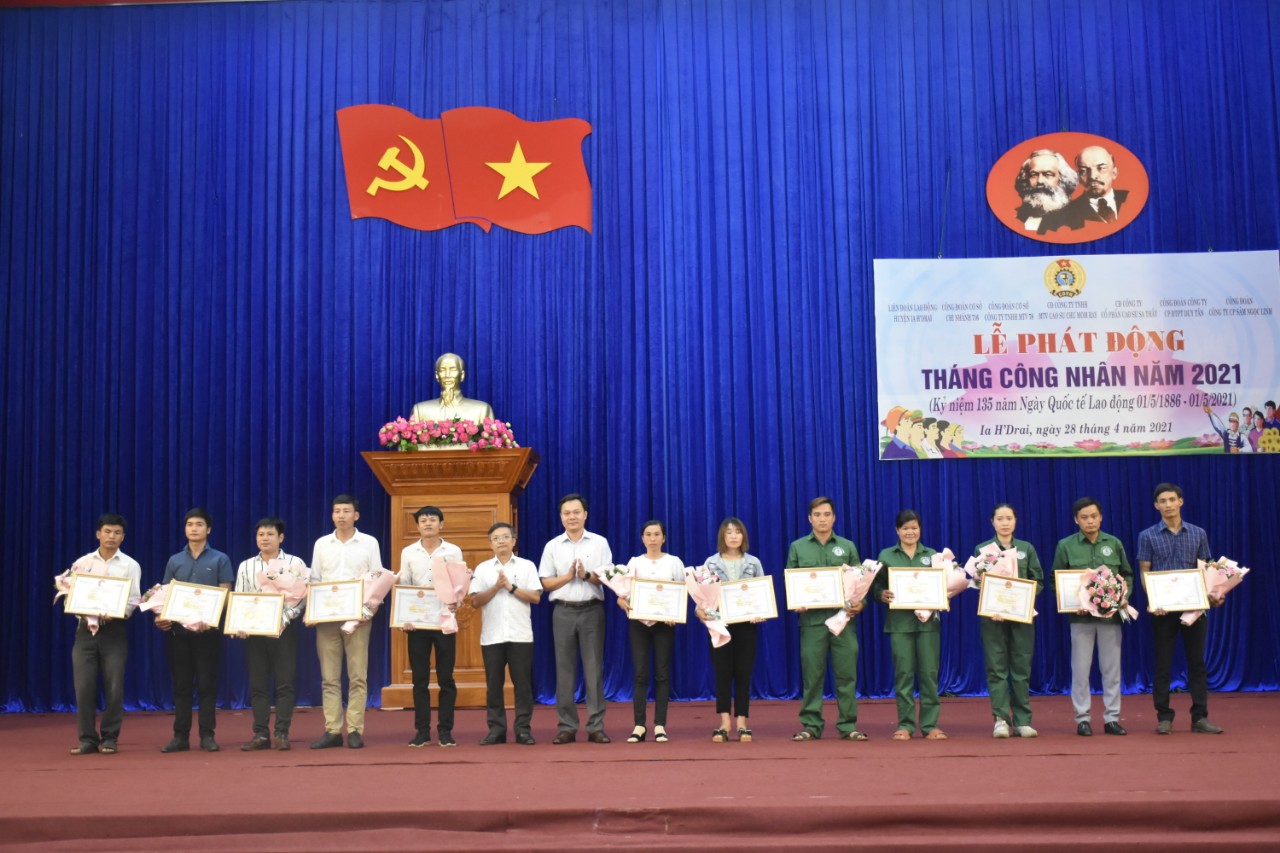 Hội nghị Ban Chấp hành lần thứ 15 LĐLĐ huyện Ia H’Drai