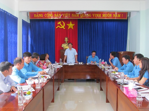 Tổng Liên đoàn Lao động Việt Nam kiểm tra, giám sát, phân loại Nhà Văn hóa Lao động của tổ chức Công đoàn; kiểm tra kết quả thực hiện Đề án 1780; Đề án 231 tại Liên đoàn Lao động tỉnh Kon Tum