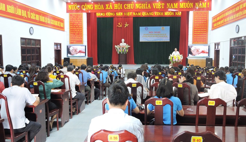 Liên đoàn Lao động - BHXH tỉnh: Phối hợp tổ chức tuyên truyền, đối thoại chính sách, pháp luật về lao động, BHXH, BHYT và Điều lệ Công đoàn Việt Nam