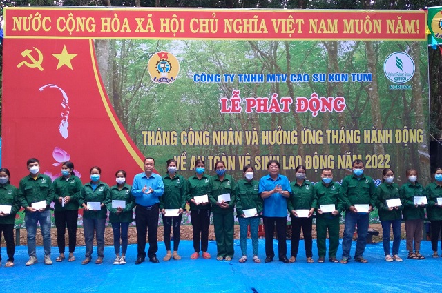 Công đoàn Công ty TNHH MTV Cao Su Kon Tum tổ chức Lễ phát động Tháng Công nhân và hưởng ứng Tháng hành động về An toàn vệ sinh lao động năm 2022